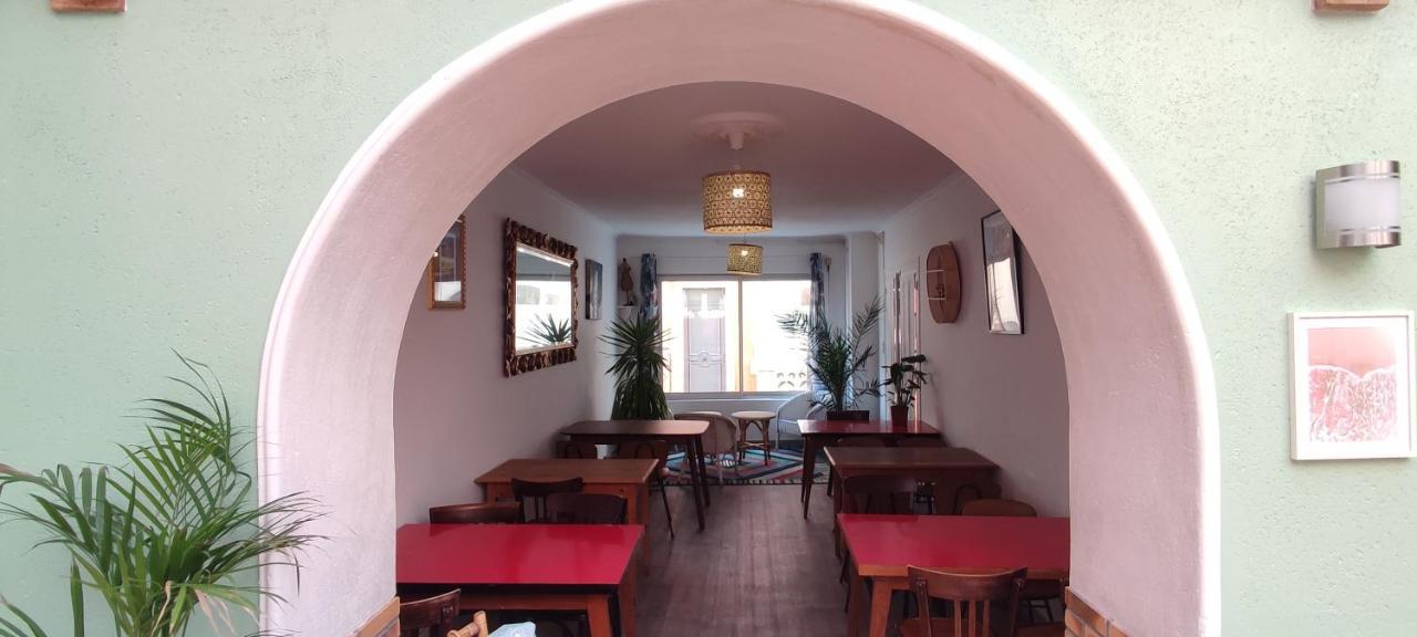 Hotel & Cantine De La Plage Les Sables-dʼOlonne Exteriör bild