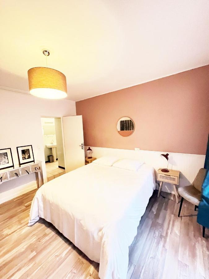 Hotel & Cantine De La Plage Les Sables-dʼOlonne Exteriör bild