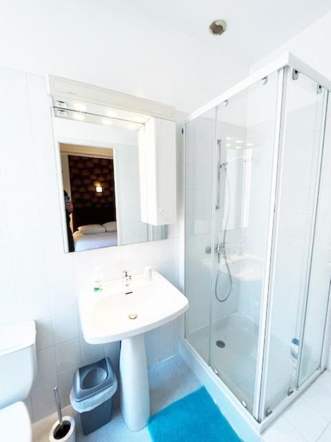 Hotel & Cantine De La Plage Les Sables-dʼOlonne Rum bild