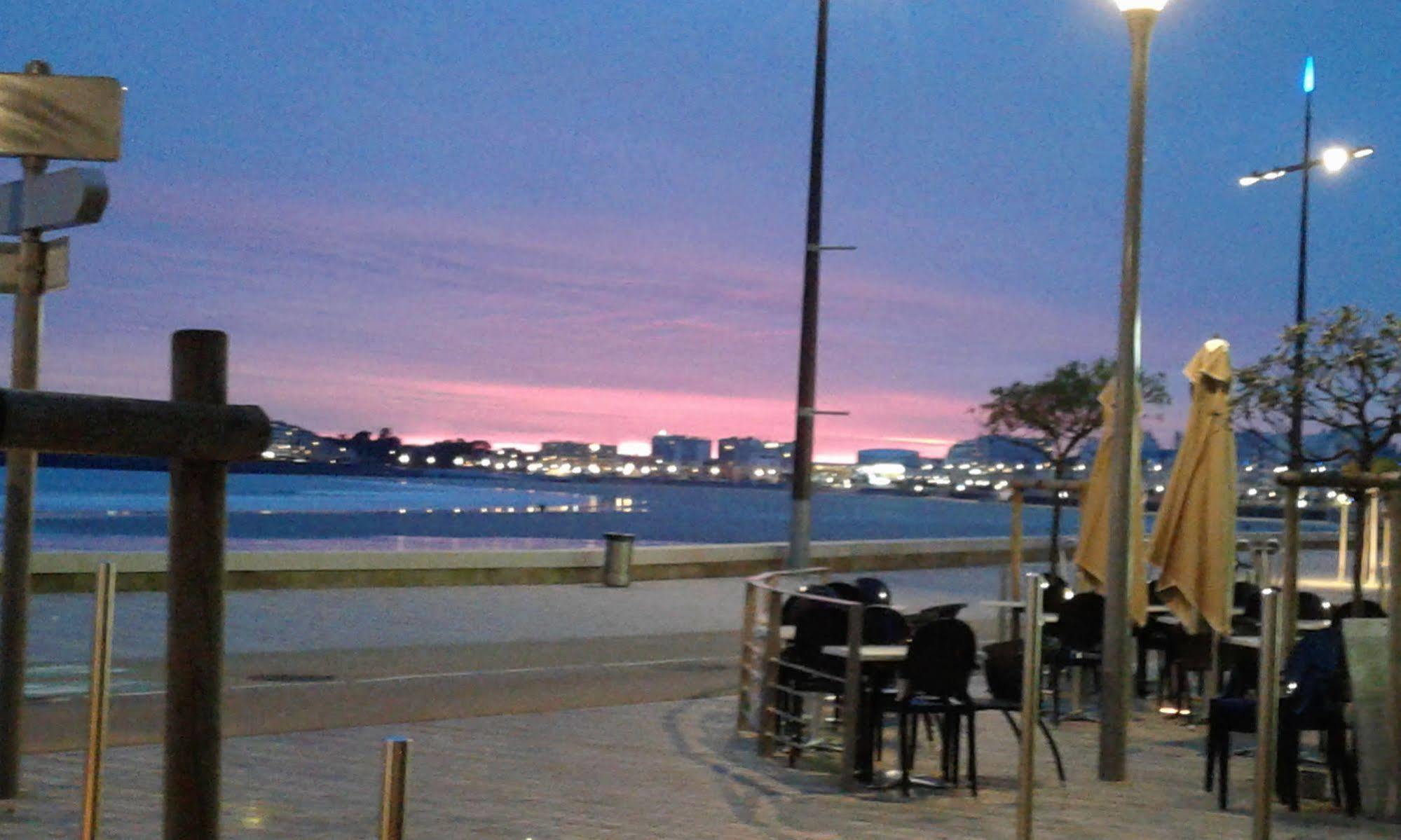 Hotel & Cantine De La Plage Les Sables-dʼOlonne Exteriör bild